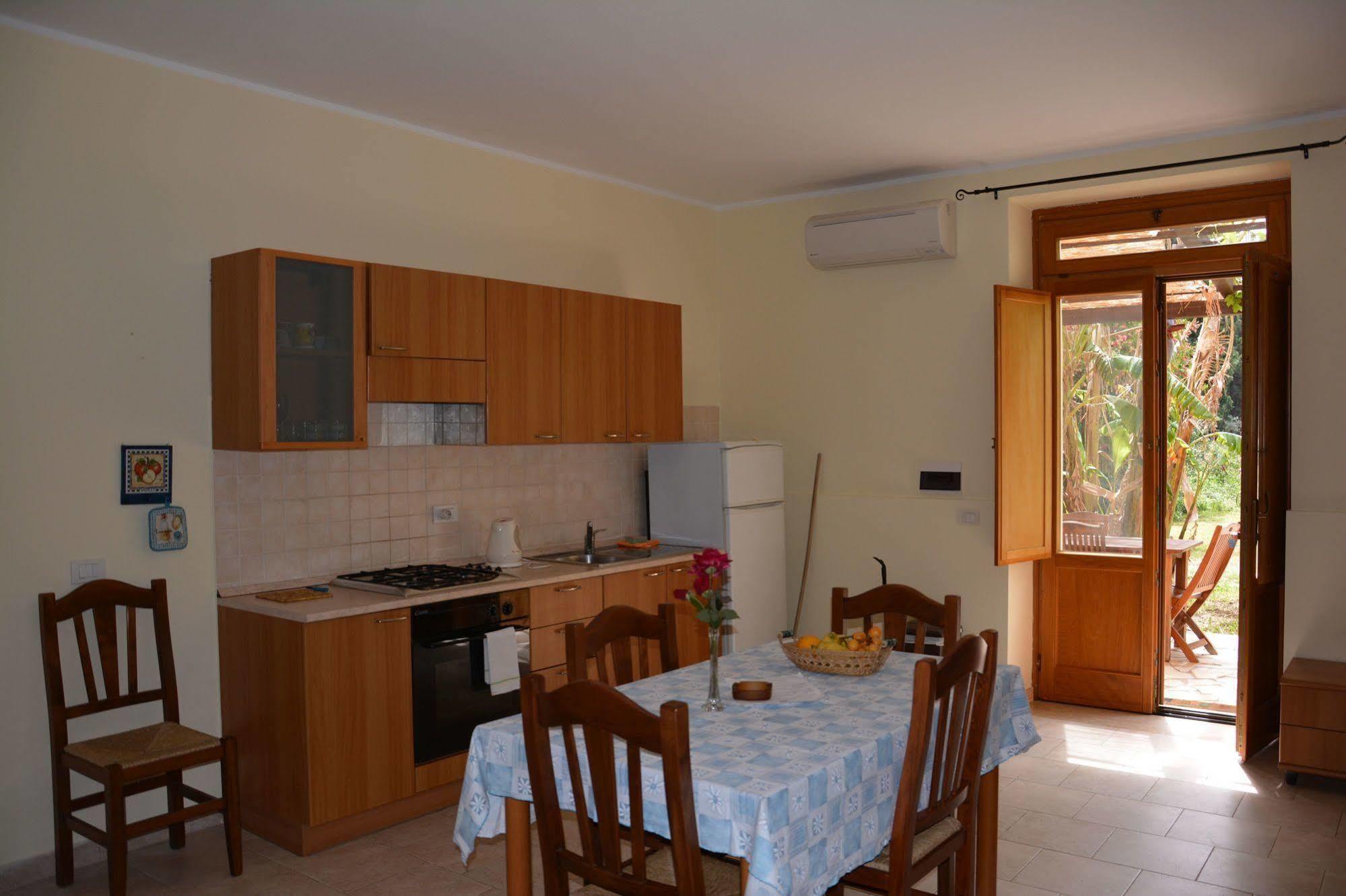 Agriturismo Torre Del Golfo Cropani Zewnętrze zdjęcie