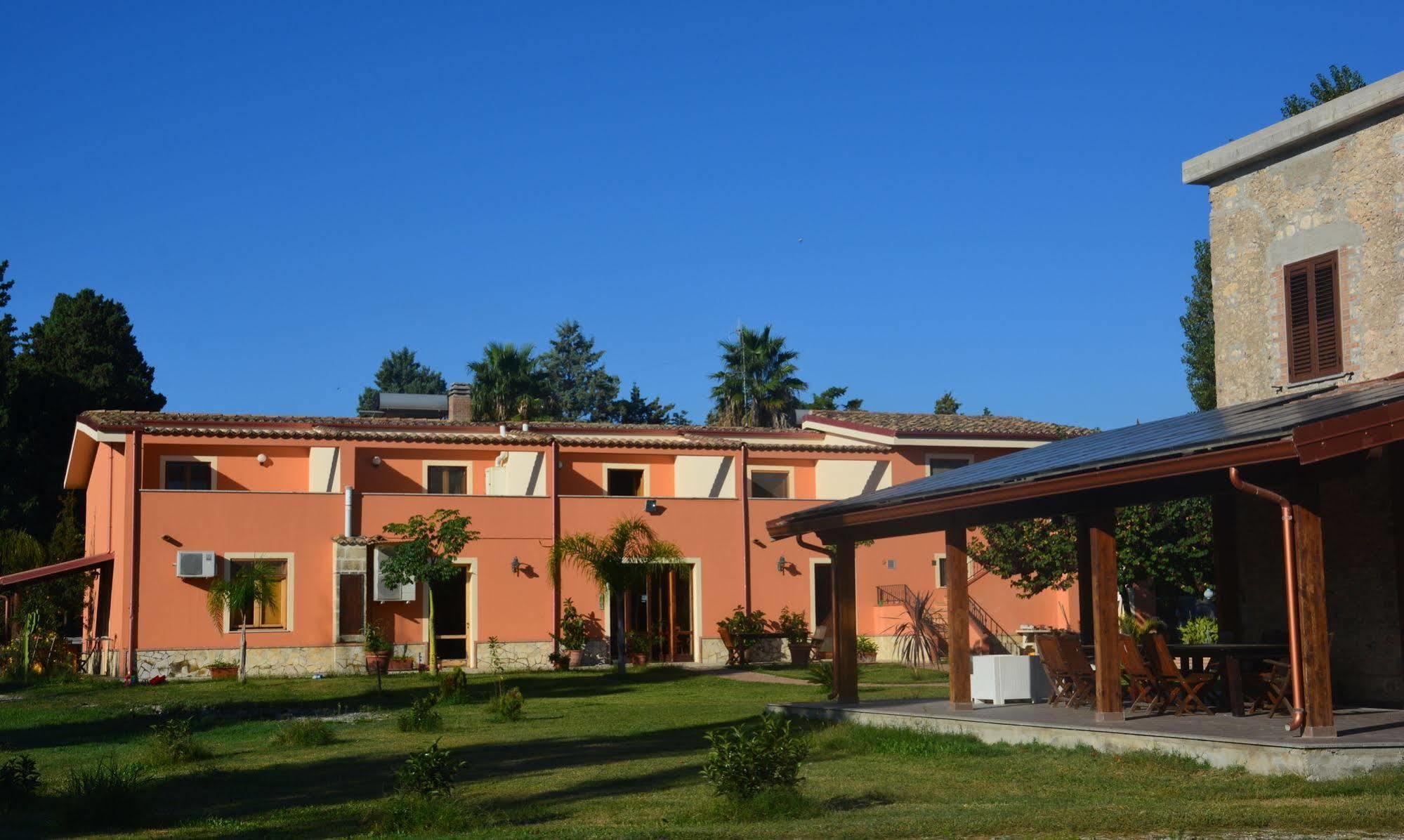 Agriturismo Torre Del Golfo Cropani Zewnętrze zdjęcie
